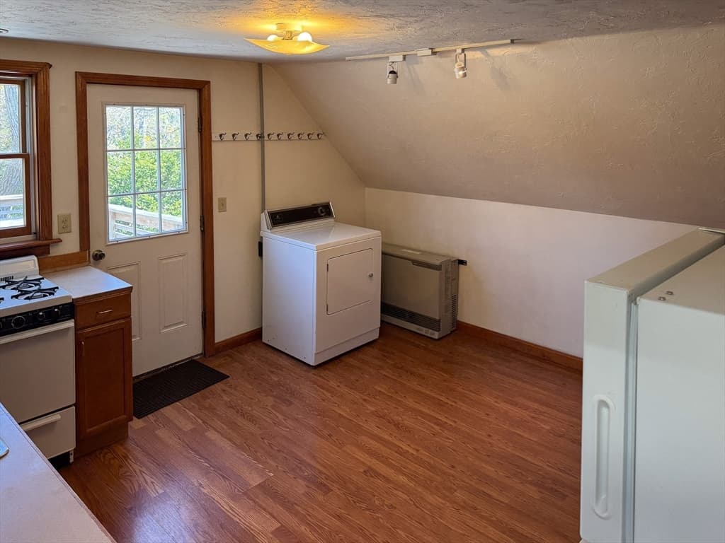 Commercial Sale at 820 Route 28, Harwich MA 02646, photo 10 of 21