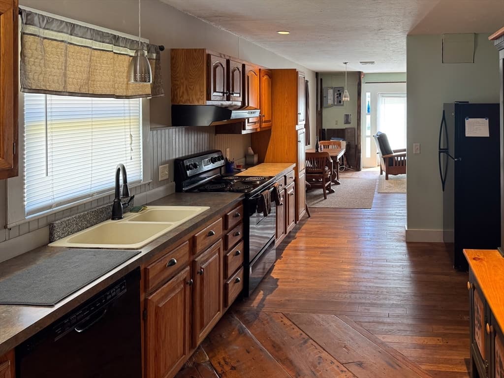 Commercial Sale at 820 Route 28, Harwich MA 02646, photo 21 of 21