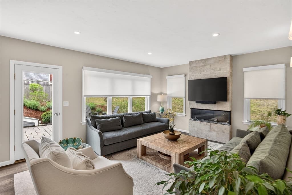 Condominium at 115 Bradstreete Crossing # 115, Plymouth MA 02360, Plymouth, photo 12 of 38
