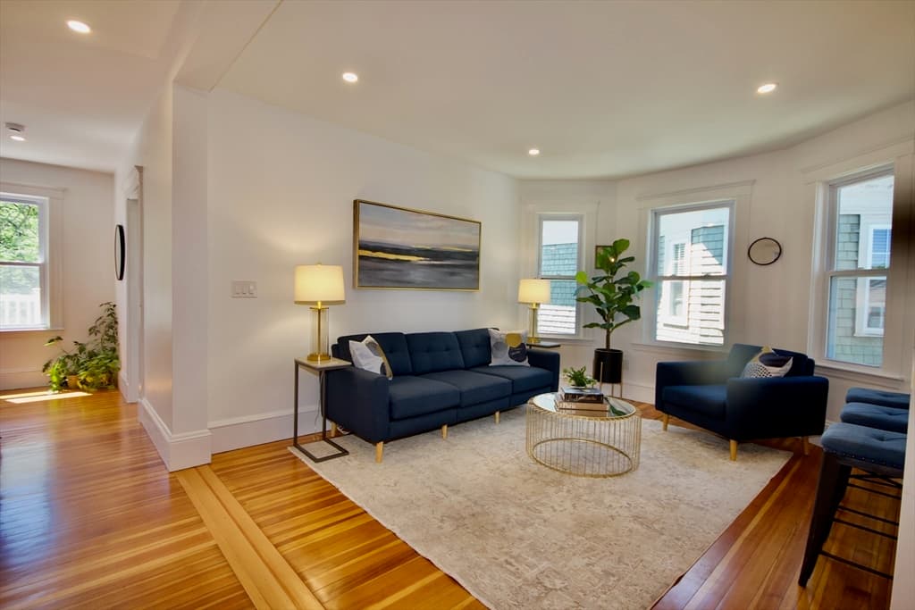 Condominium at 29-31 Cushing St # 3, Cambridge MA 02138, Cambridge, photo 3 of 33