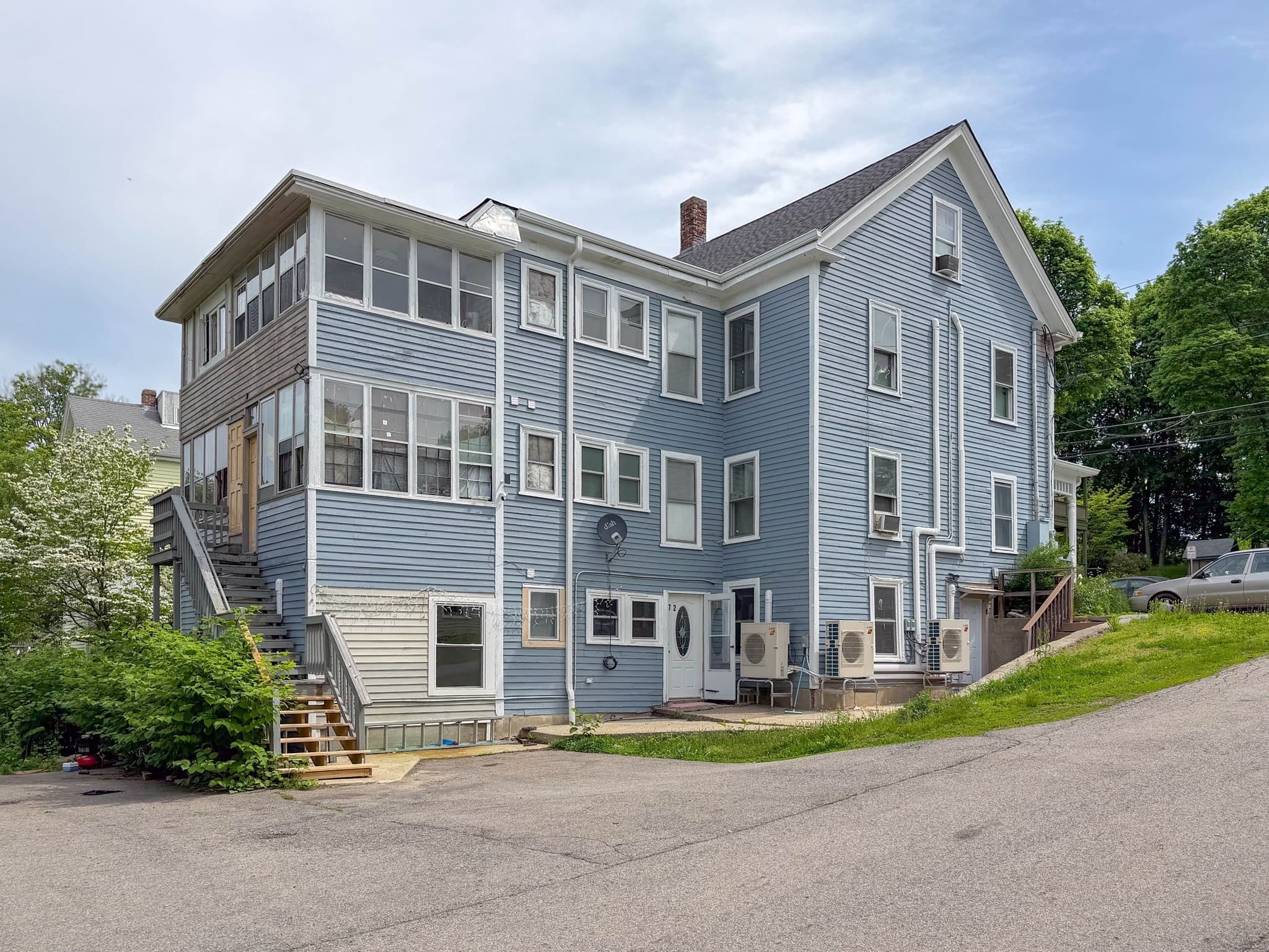 5-9 Family at 72-78 Highland St, Marlborough MA 01752, Marlborough, photo 3 of 24