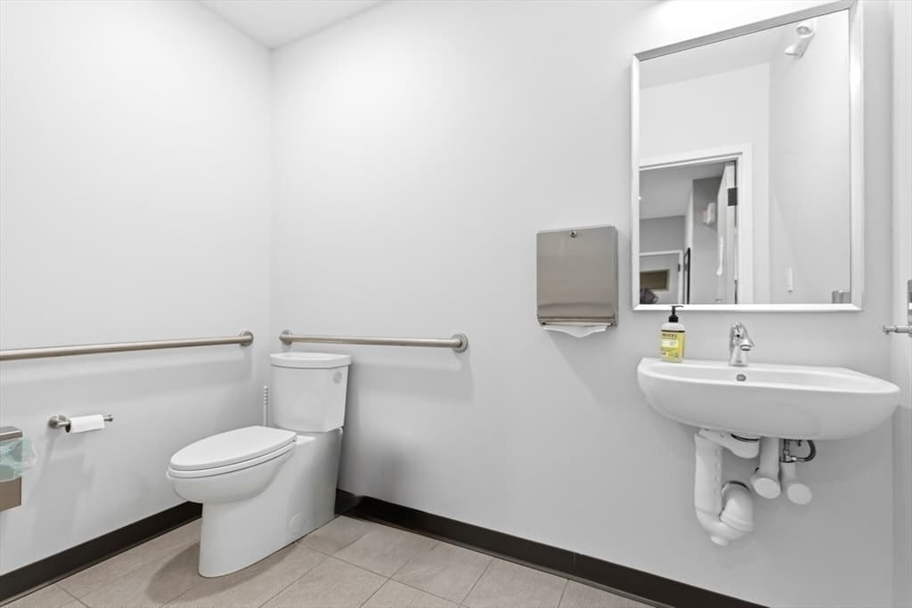 1051 Beacon St # 306, Brookline MA 02446 photo 13