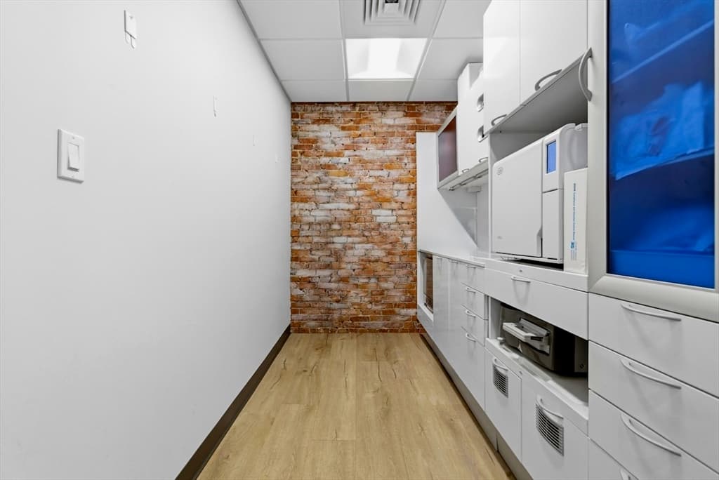 1051 Beacon St # 306, Brookline MA 02446 photo 10