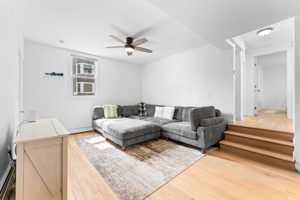 Condominium at 224 W 6th St # 1, Boston MA 02127, Boston, photo 7 of 20