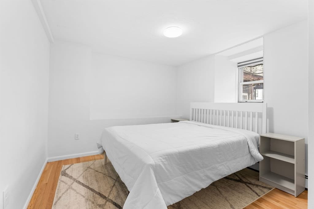 Condominium at 224 W 6th St # 1, Boston MA 02127, Boston, photo 14 of 20