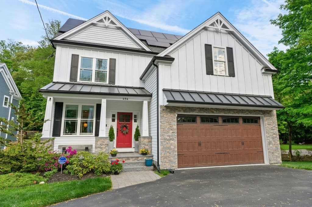 456 Chestnut St, Needham MA 02492