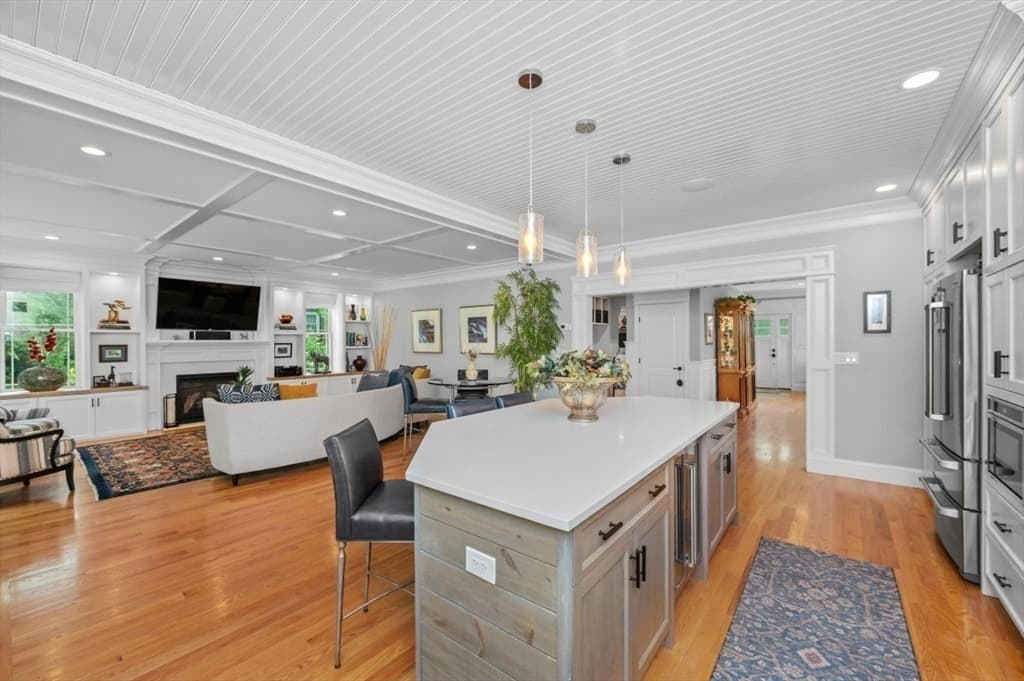 456 Chestnut St, Needham MA 02492 photo 9