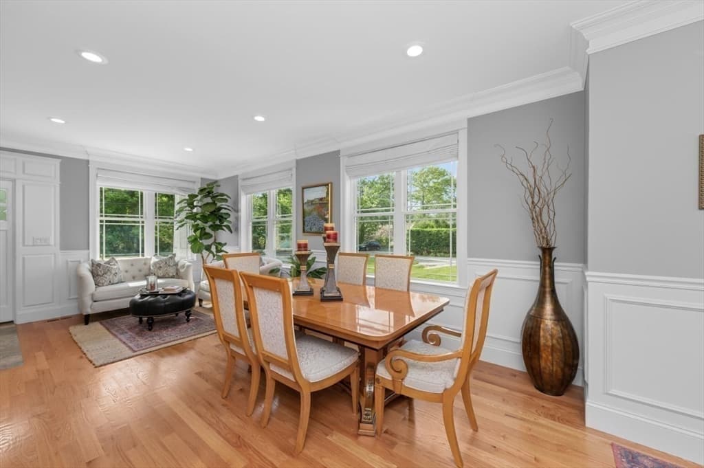 456 Chestnut St, Needham MA 02492 photo 11
