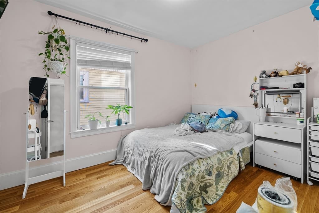 Condominium at 28 Edison Grn # 2, Boston MA 02125, Boston, photo 3 of 12