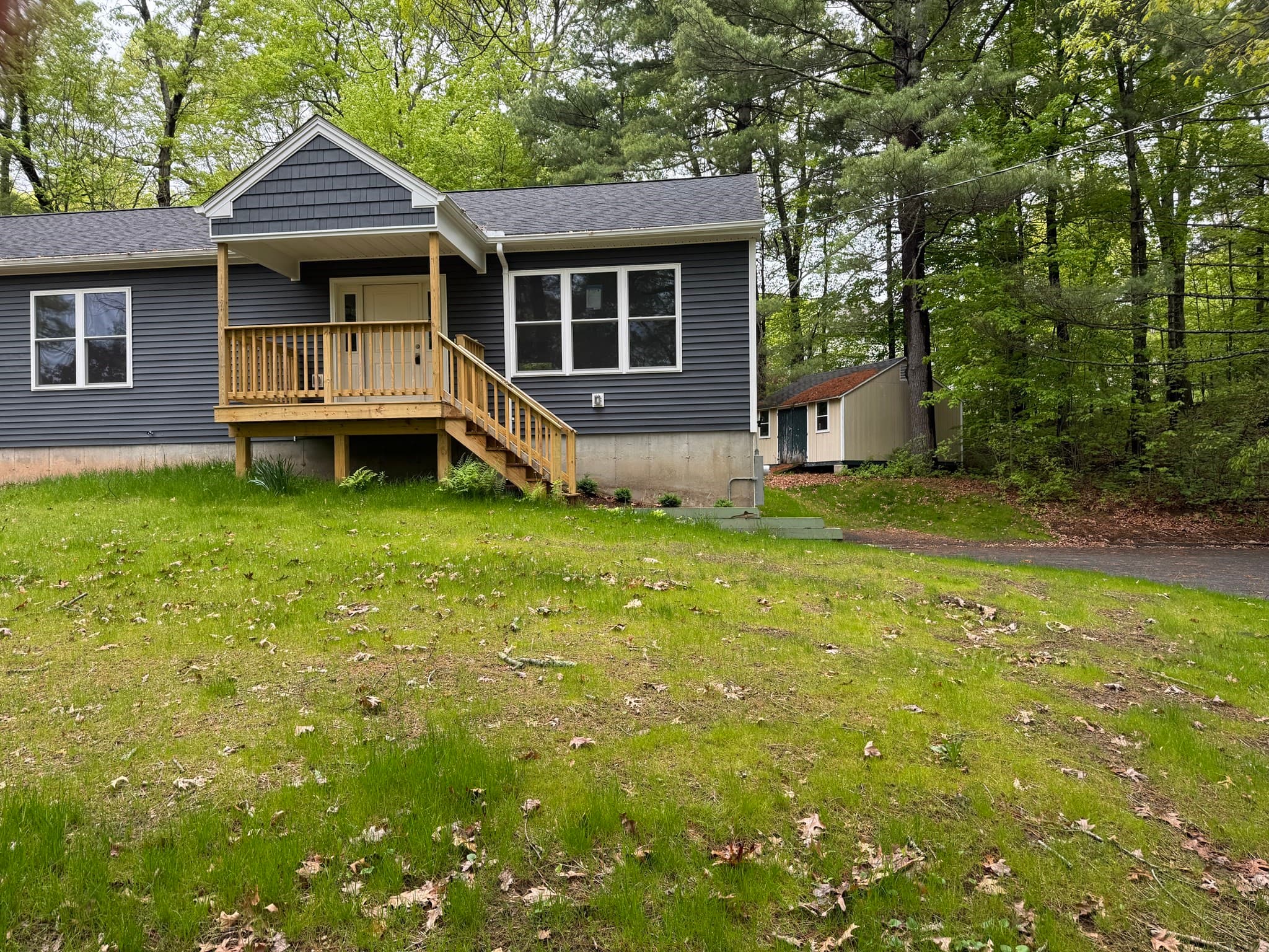 Single Family Residence at 132 Kibbe Rd, East Longmeadow MA 01028, photo 2 of 32