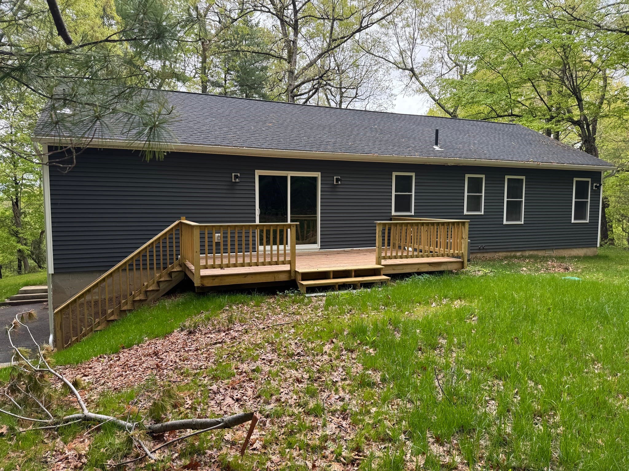 Single Family Residence at 132 Kibbe Rd, East Longmeadow MA 01028, photo 6 of 32