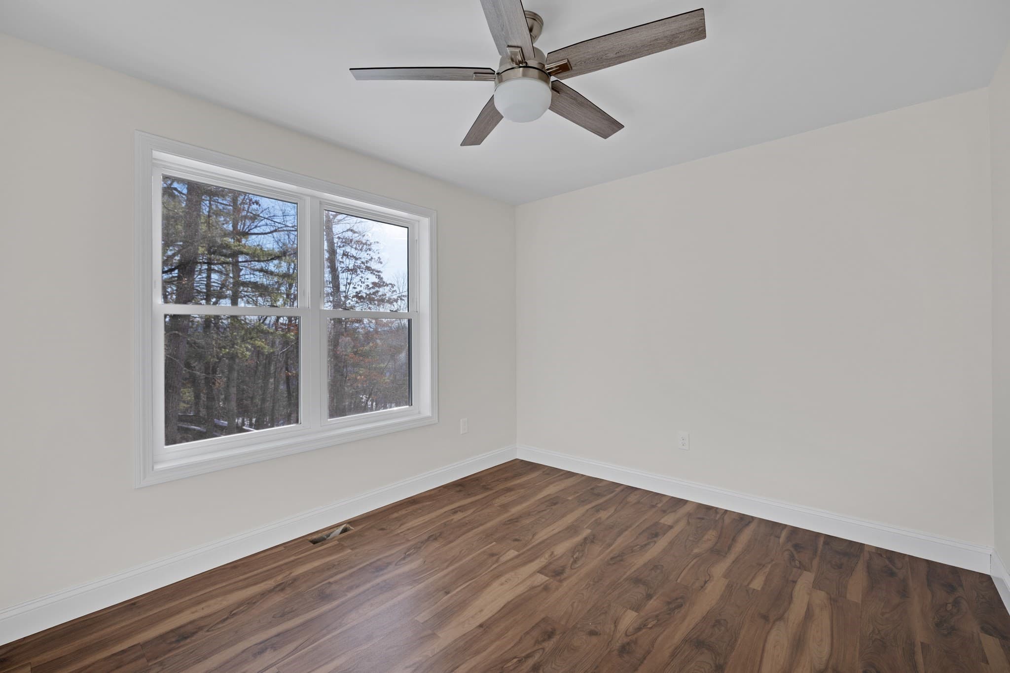 Single Family Residence at 132 Kibbe Rd, East Longmeadow MA 01028, photo 22 of 32