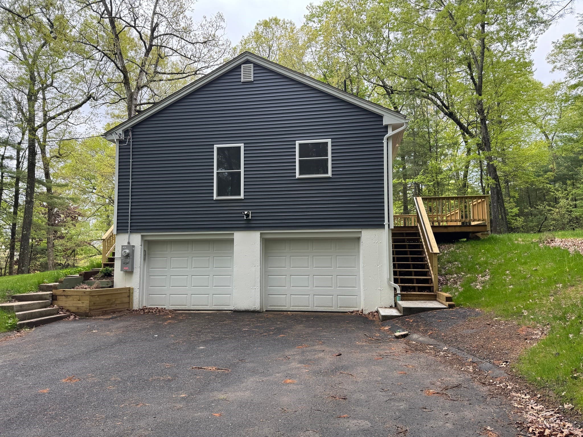 Single Family Residence at 132 Kibbe Rd, East Longmeadow MA 01028, photo 7 of 32