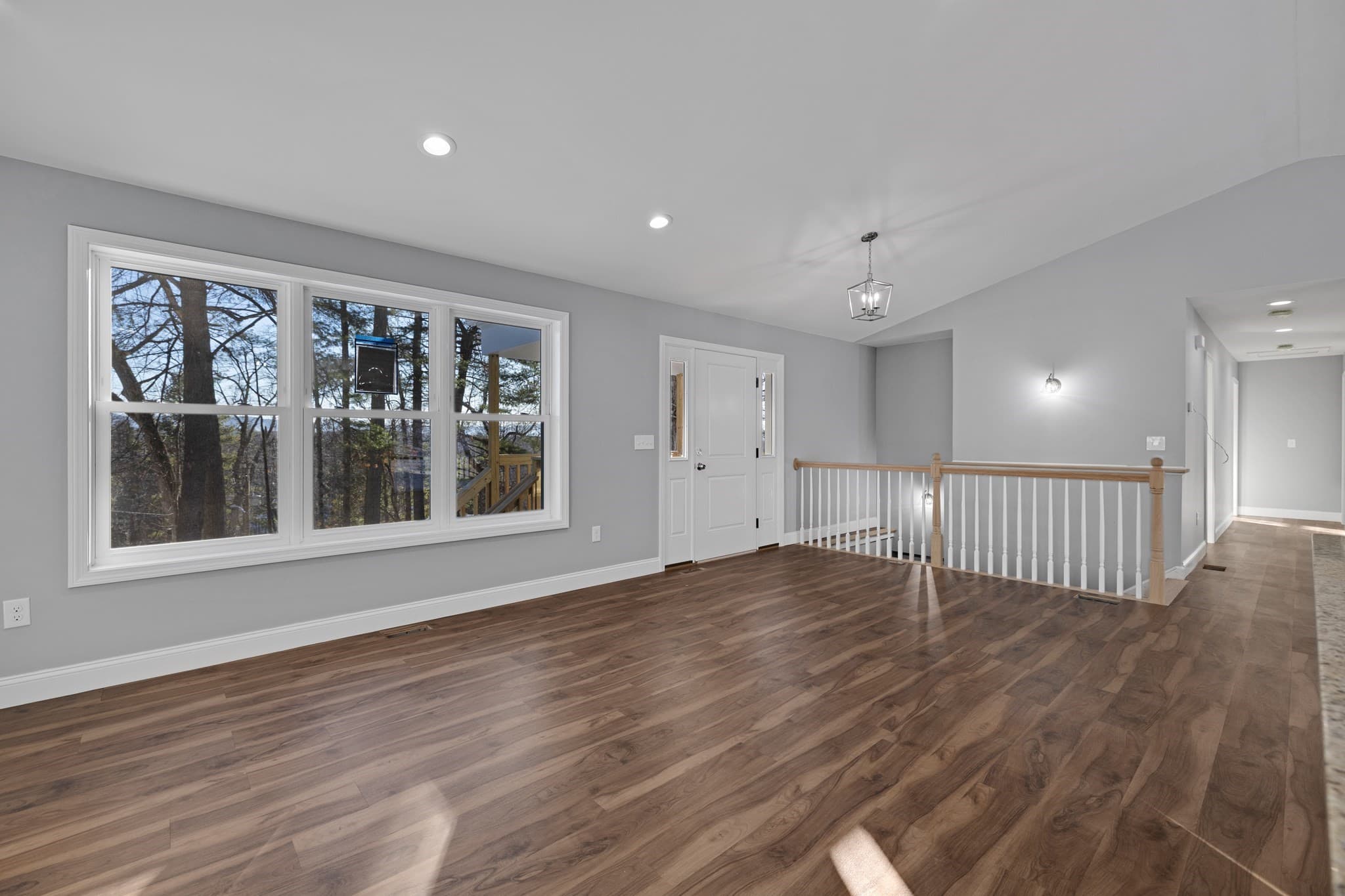 Single Family Residence at 132 Kibbe Rd, East Longmeadow MA 01028, photo 9 of 32