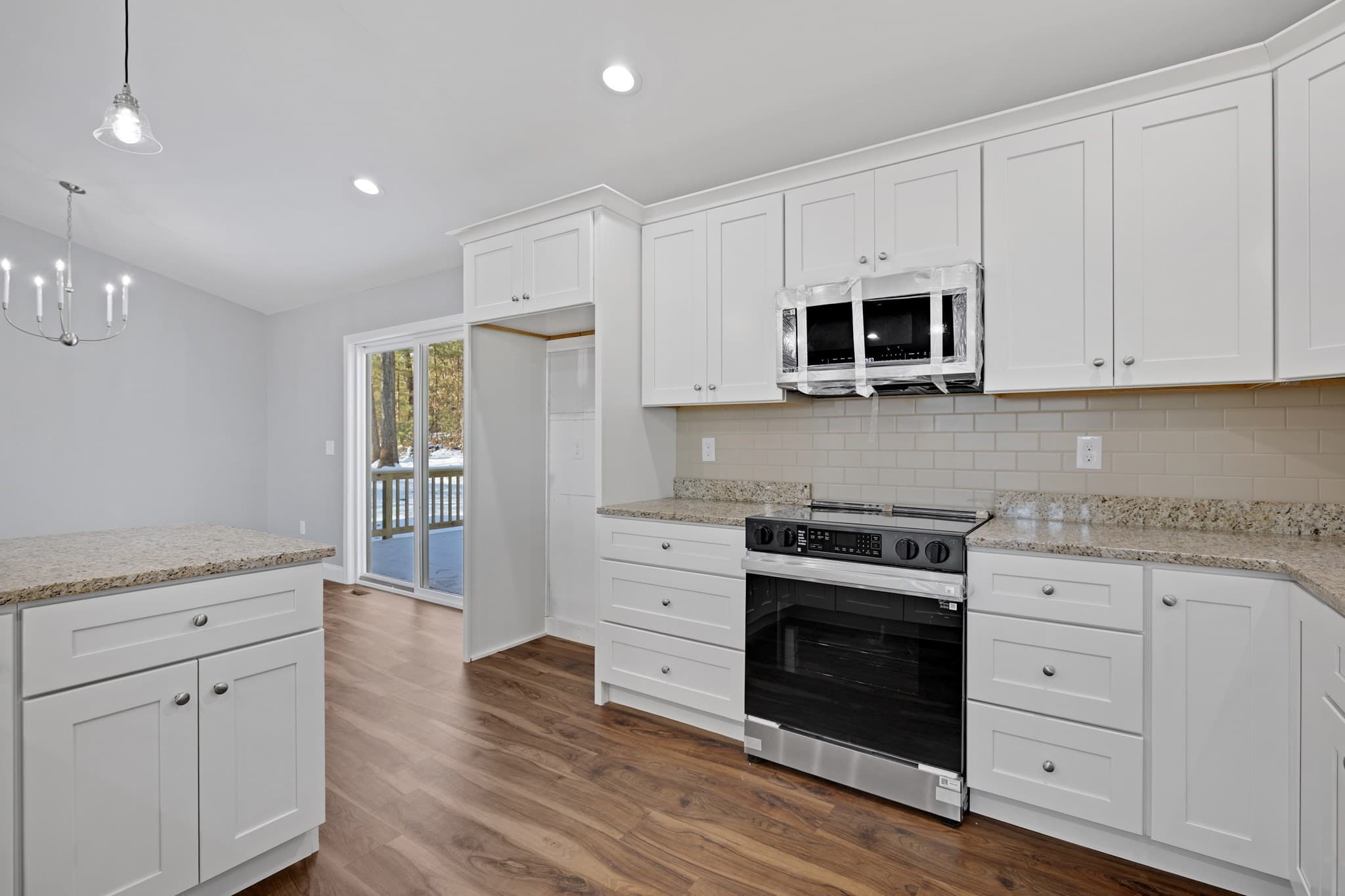 Single Family Residence at 132 Kibbe Rd, East Longmeadow MA 01028, photo 14 of 32