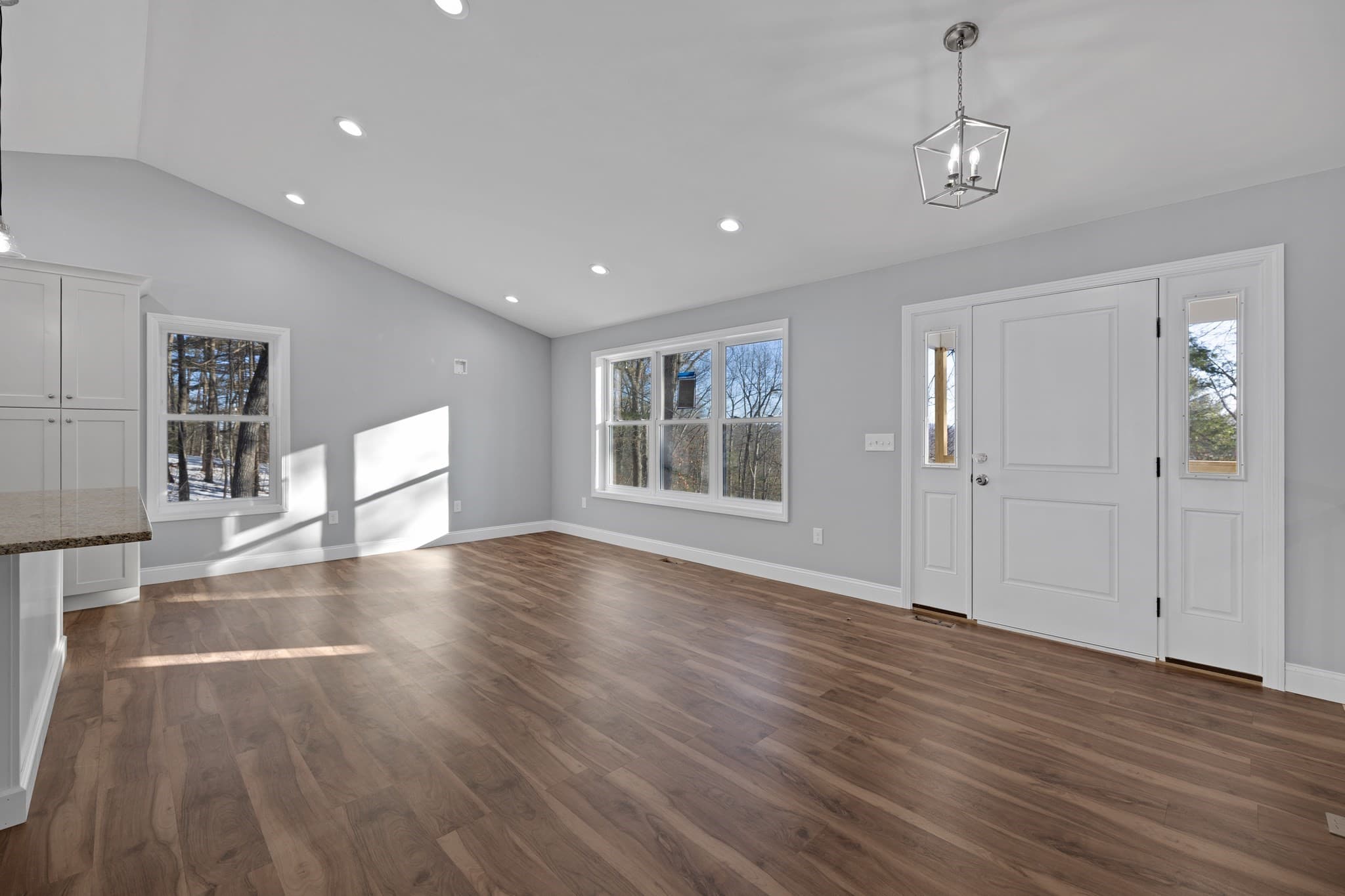Single Family Residence at 132 Kibbe Rd, East Longmeadow MA 01028, photo 11 of 32