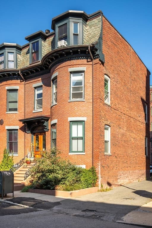 Condominium at 108 E Brookline St # 3, Boston MA 02118, photo 20 of 20