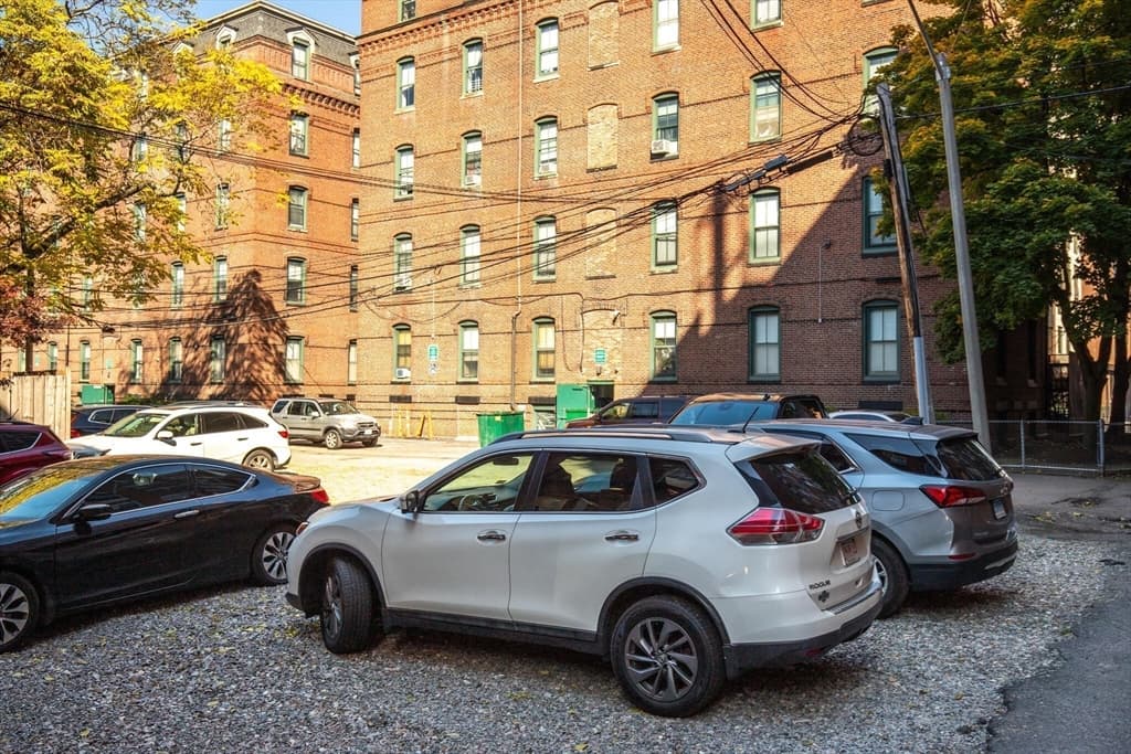 Condominium at 108 E Brookline St # 3, Boston MA 02118, photo 18 of 20