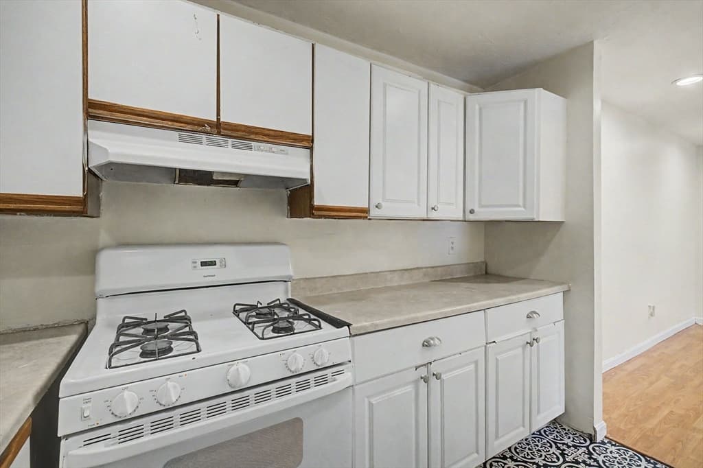 351 Pawtucket Blvd # 7, Lowell MA 01854 photo 13