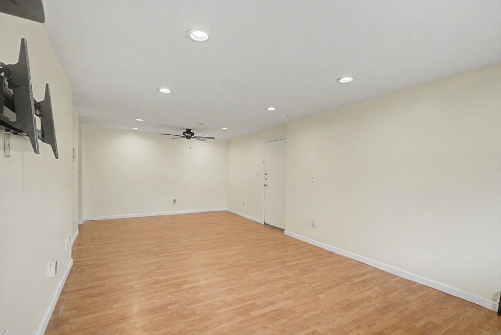 351 Pawtucket Blvd # 7, Lowell MA 01854 photo 8