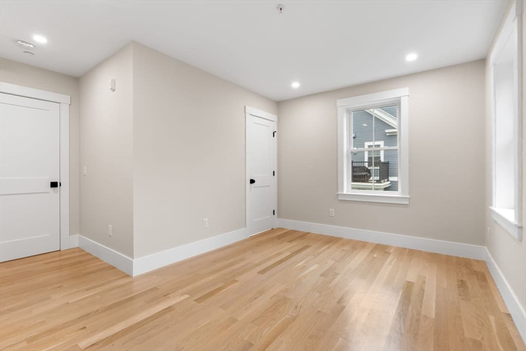 Condominium at 101B Market Street # B, Amesbury MA 01913, photo 17 of 40