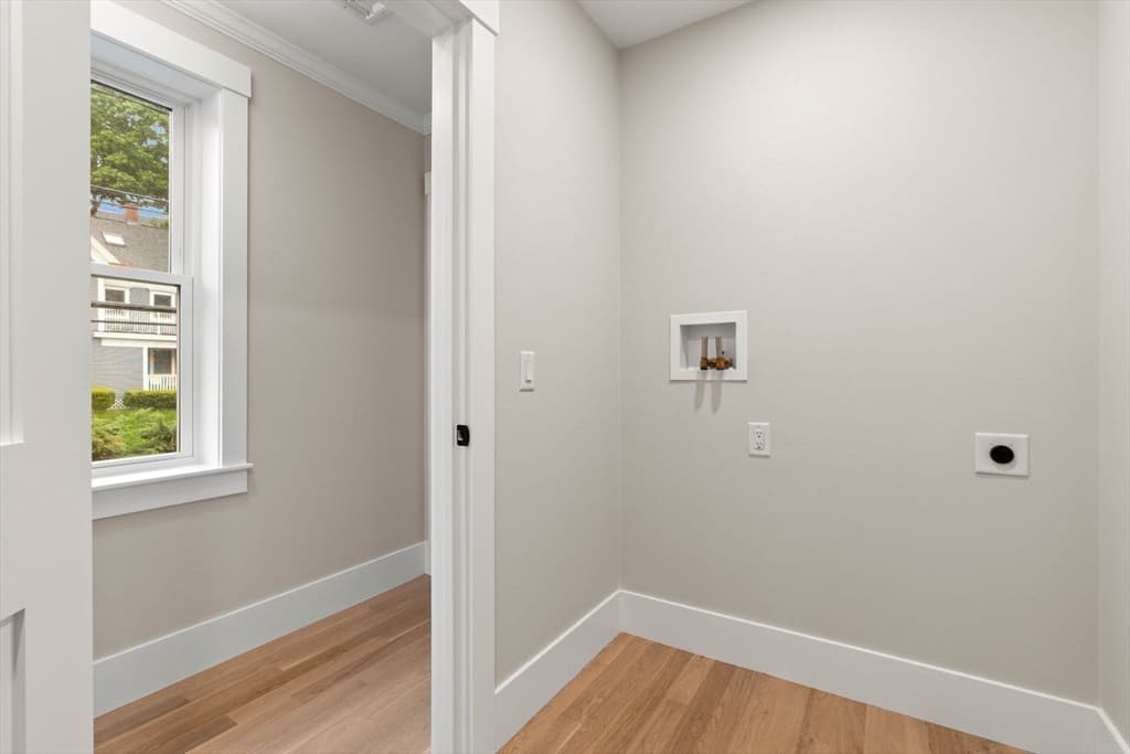 Condominium at 101B Market Street # B, Amesbury MA 01913, photo 30 of 40