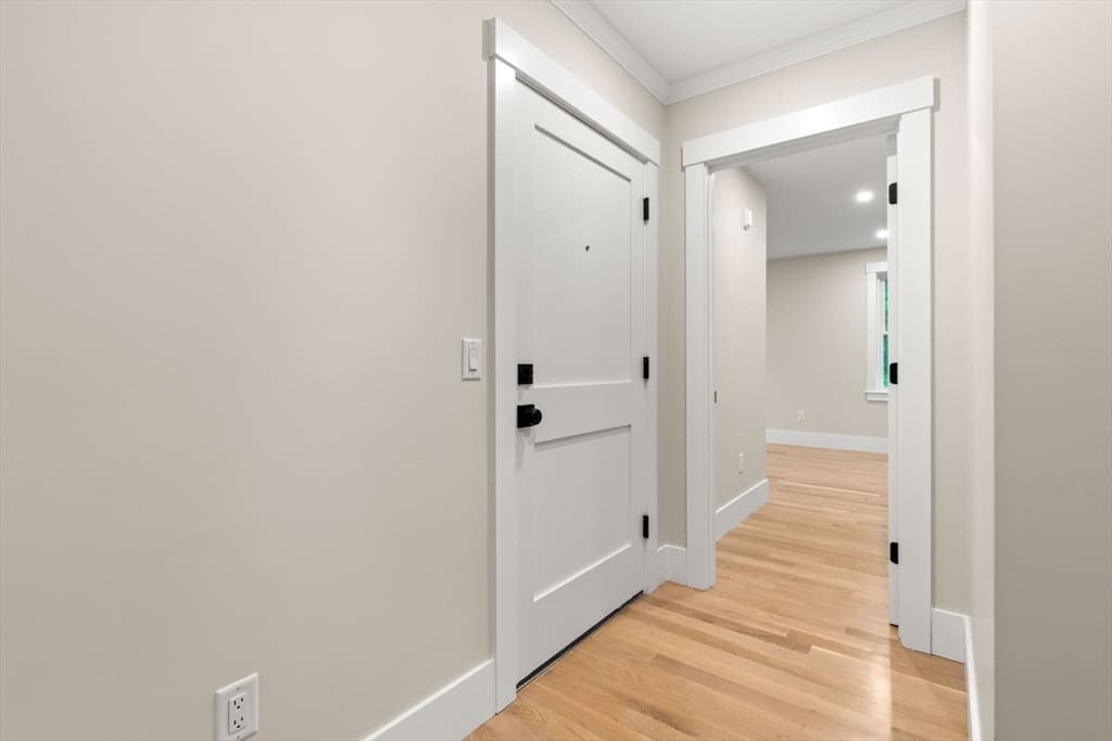 Condominium at 101B Market Street # B, Amesbury MA 01913, photo 15 of 40