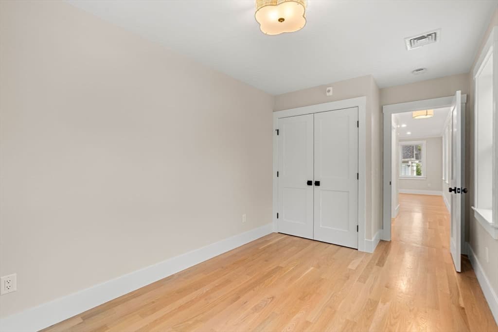 Condominium at 101B Market Street # B, Amesbury MA 01913, photo 29 of 40