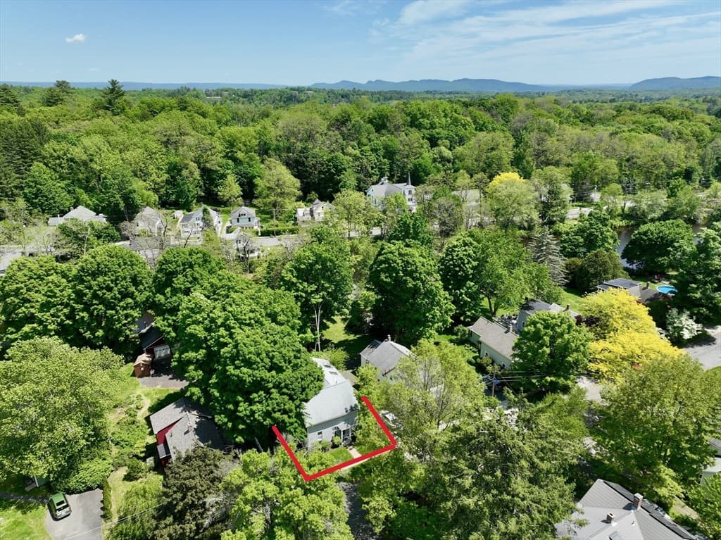 Single Family Residence at 42 Water St, Northampton MA 01053, Northampton, photo 32 of 35