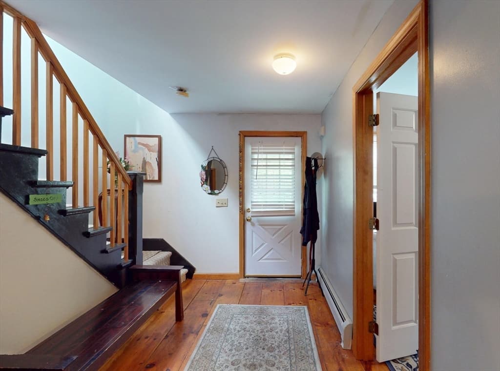 Single Family Residence at 42 Water St, Northampton MA 01053, Northampton, photo 14 of 35