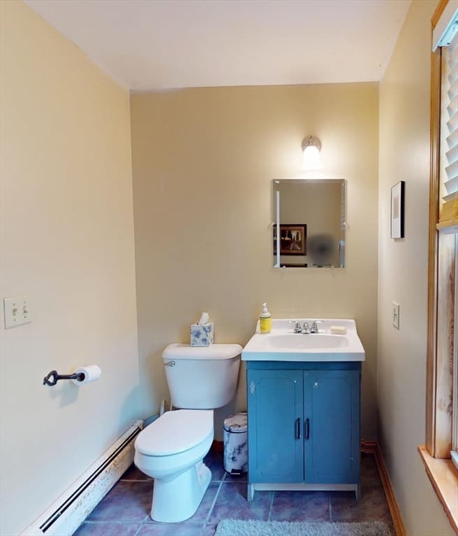 Single Family Residence at 42 Water St, Northampton MA 01053, Northampton, photo 18 of 35