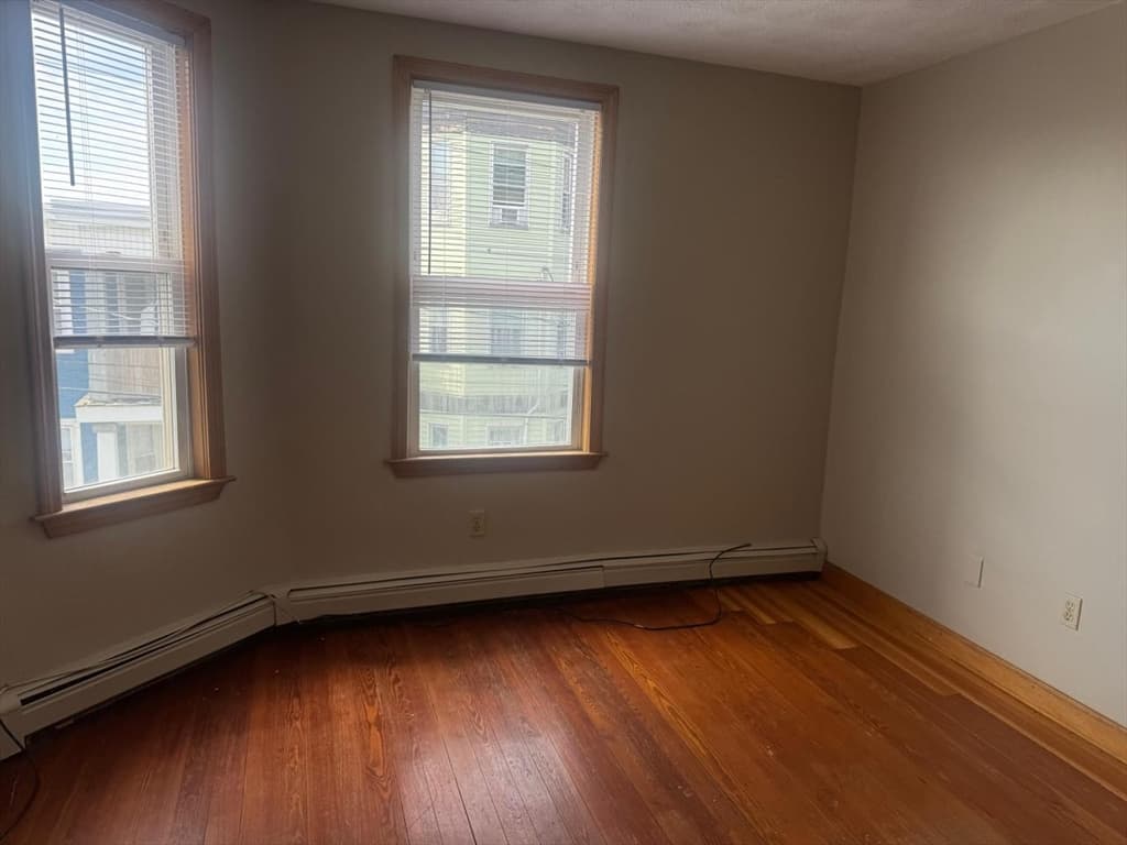 3 Family at 68 Maverick St, Chelsea MA 02150, Chelsea, photo 10 of 16