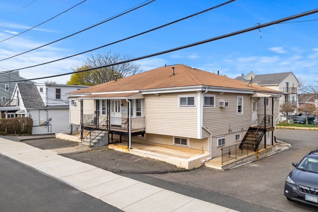 120 Dolphin, Revere MA 02151 photo 3