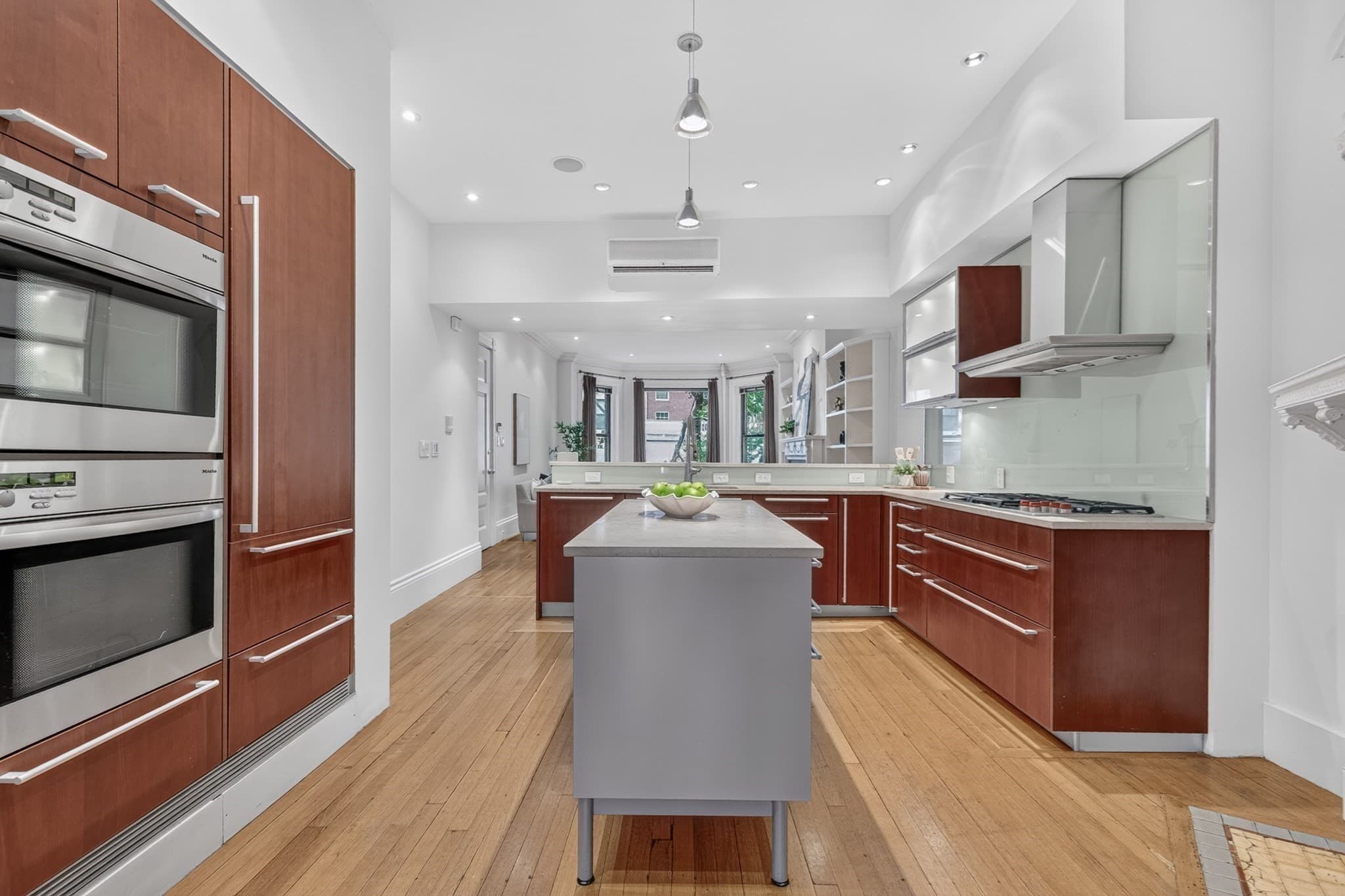 Condominium at 37 Bay State # 3, Boston MA 02215, photo 22 of 36