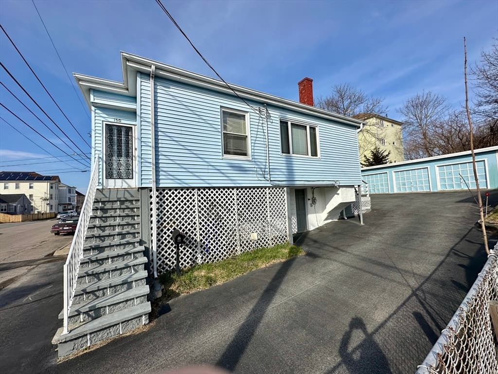 Single Family Residence at 150 Crawford St, Fall River MA 02724, photo 7 of 22