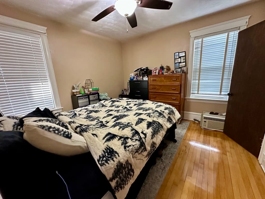 Single Family Residence at 150 Crawford St, Fall River MA 02724, photo 21 of 22