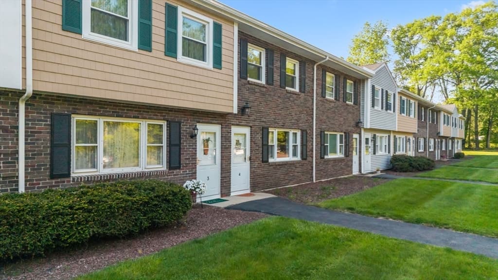 Condominium at 371 Lancaster St # 3, West Boylston MA 01583, West Boylston, photo 2 of 24