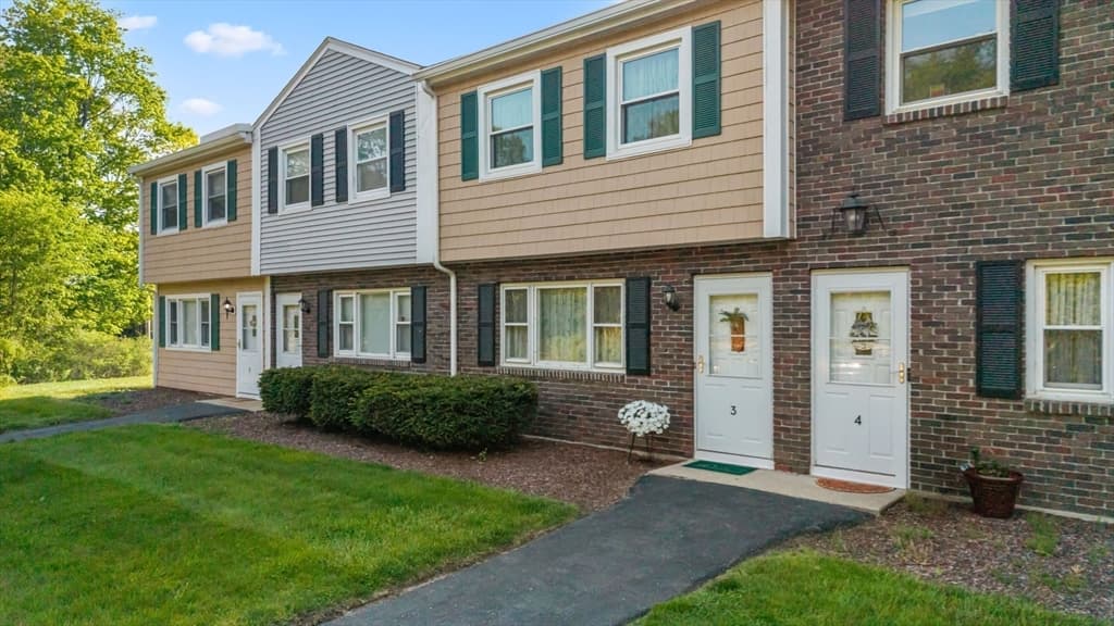 371 Lancaster St # 3, West Boylston MA 01583