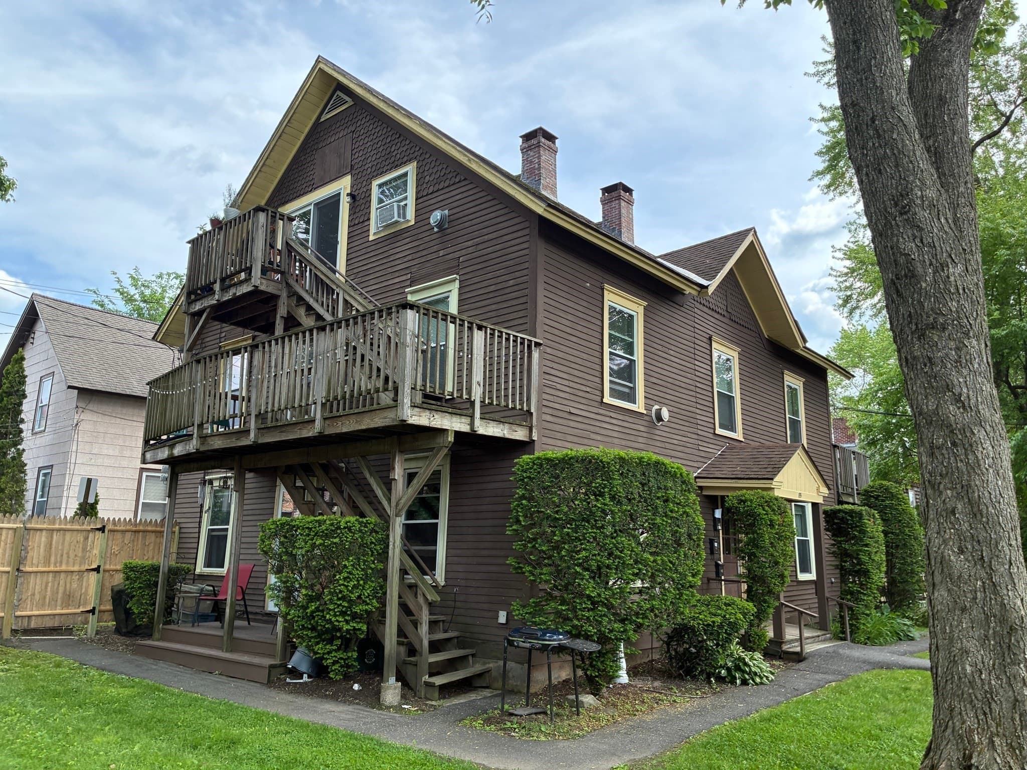 85-91 School St, Greenfield MA 01301