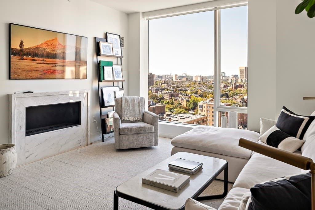 Condominium at 380 Harrison Ave, Boston MA 02118, photo 3 of 38