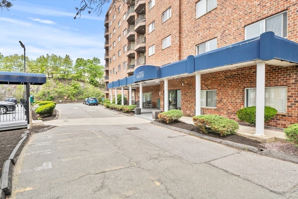 Condominium at 230 Willard St # 602, Quincy MA 02169, photo 23 of 29