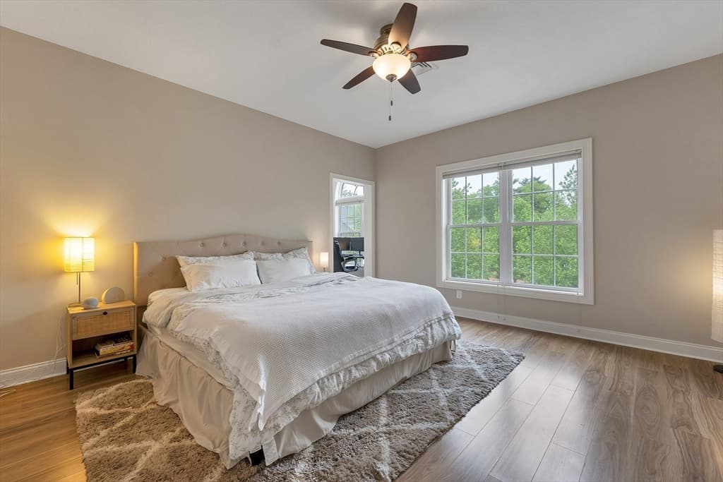 Condominium at 17 Roundabout Way # 5, Manchester NH 03102, Manchester, photo 27 of 40