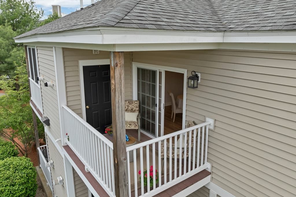 Condominium at 17 Roundabout Way # 5, Manchester NH 03102, Manchester, photo 5 of 40