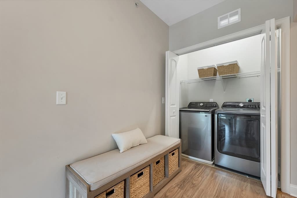 Condominium at 17 Roundabout Way # 5, Manchester NH 03102, Manchester, photo 19 of 40