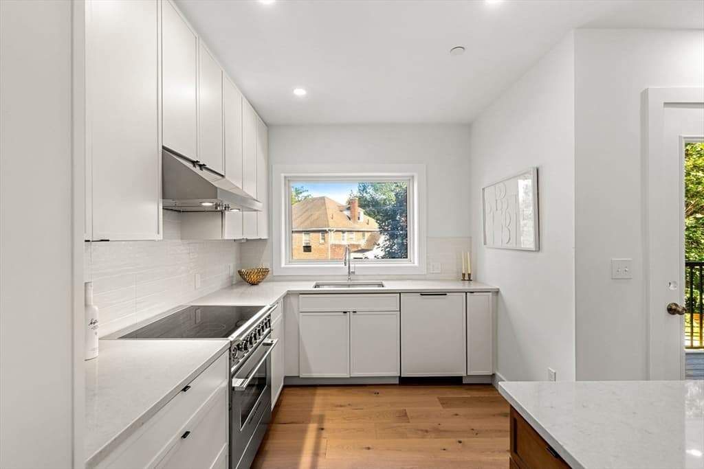 14 Elm Street # 14, Newton MA 02465 photo 7