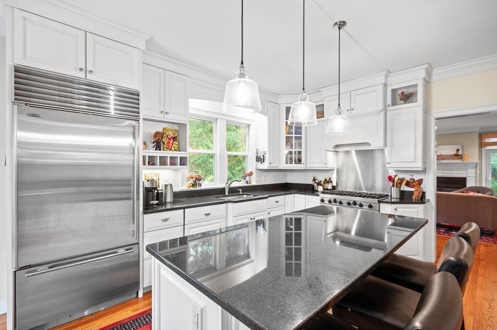 Single Family Residence at 94 Herrick Rd, Newton MA 02459, photo 4 of 36