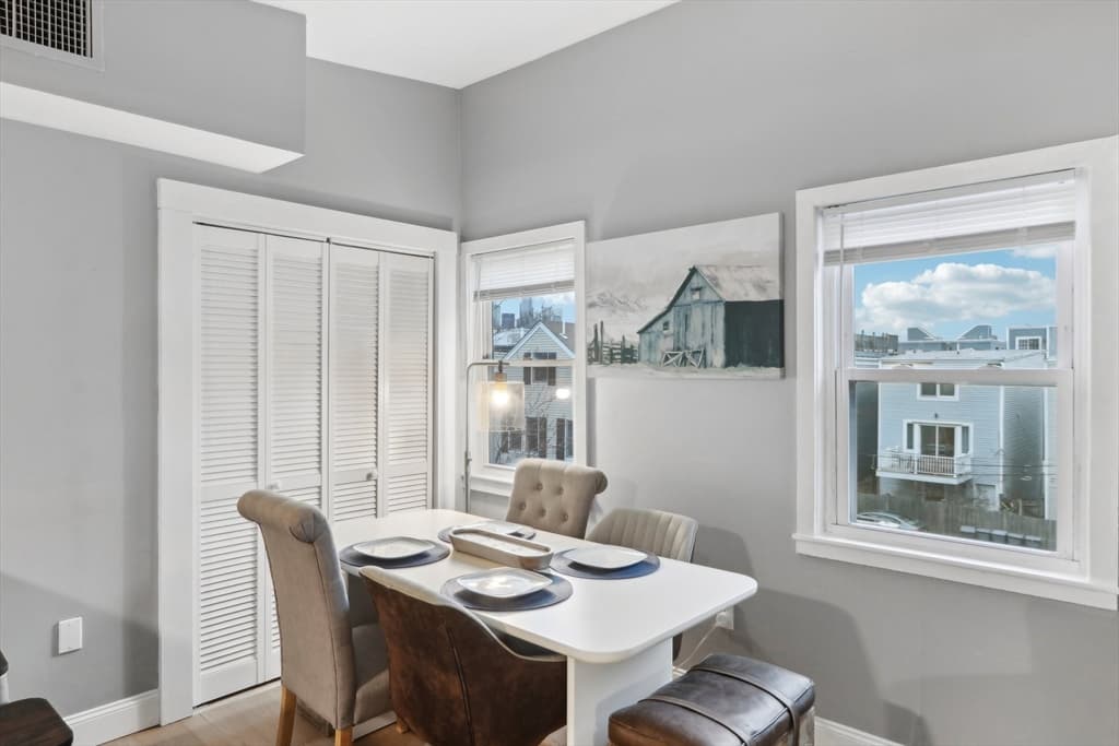 Condominium at 115 W 7th St # 3, Boston MA 02127, Boston, photo 5 of 16