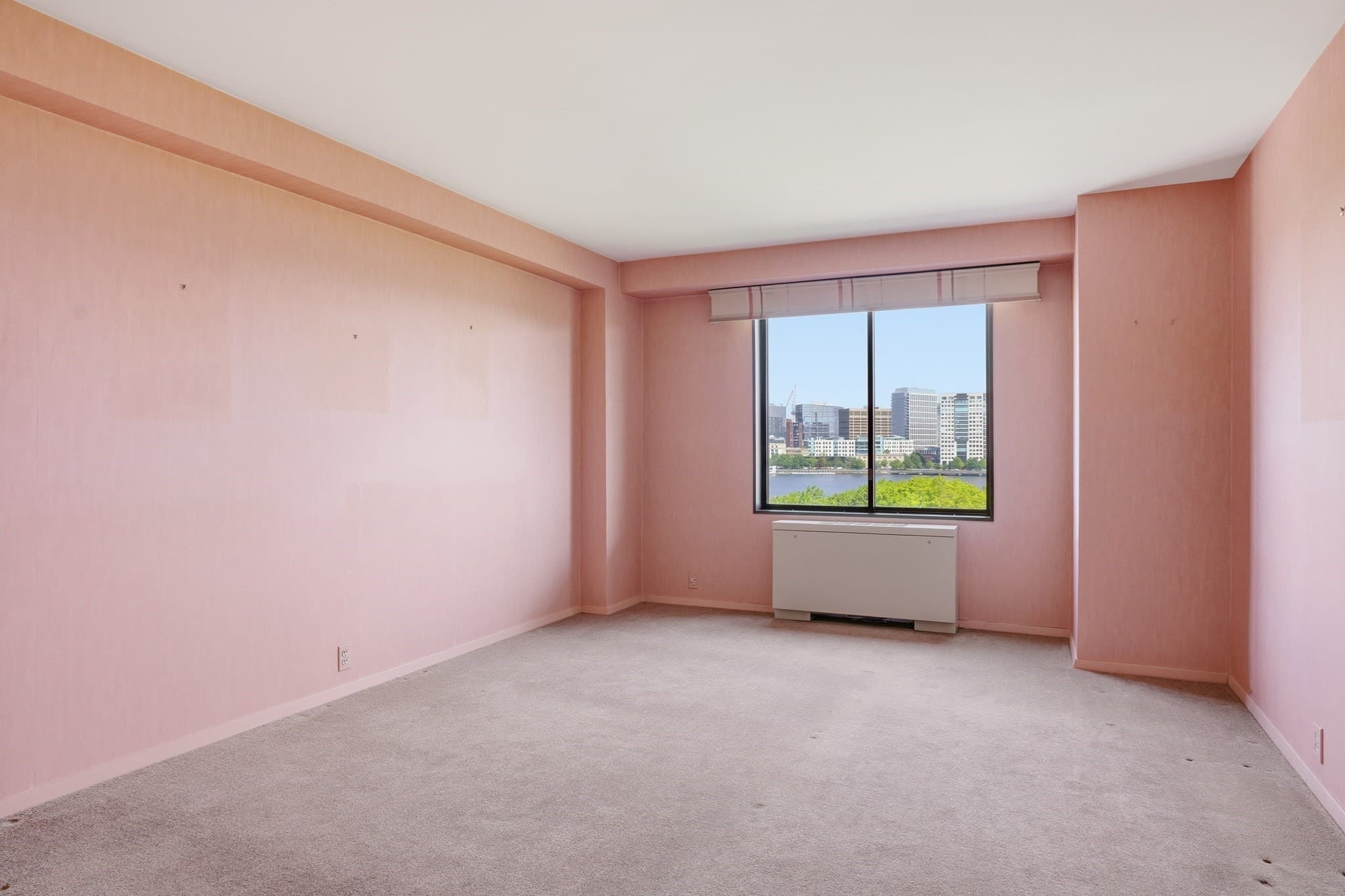 Condominium at 180 Beacon Street, Boston MA 02116, photo 12 of 31
