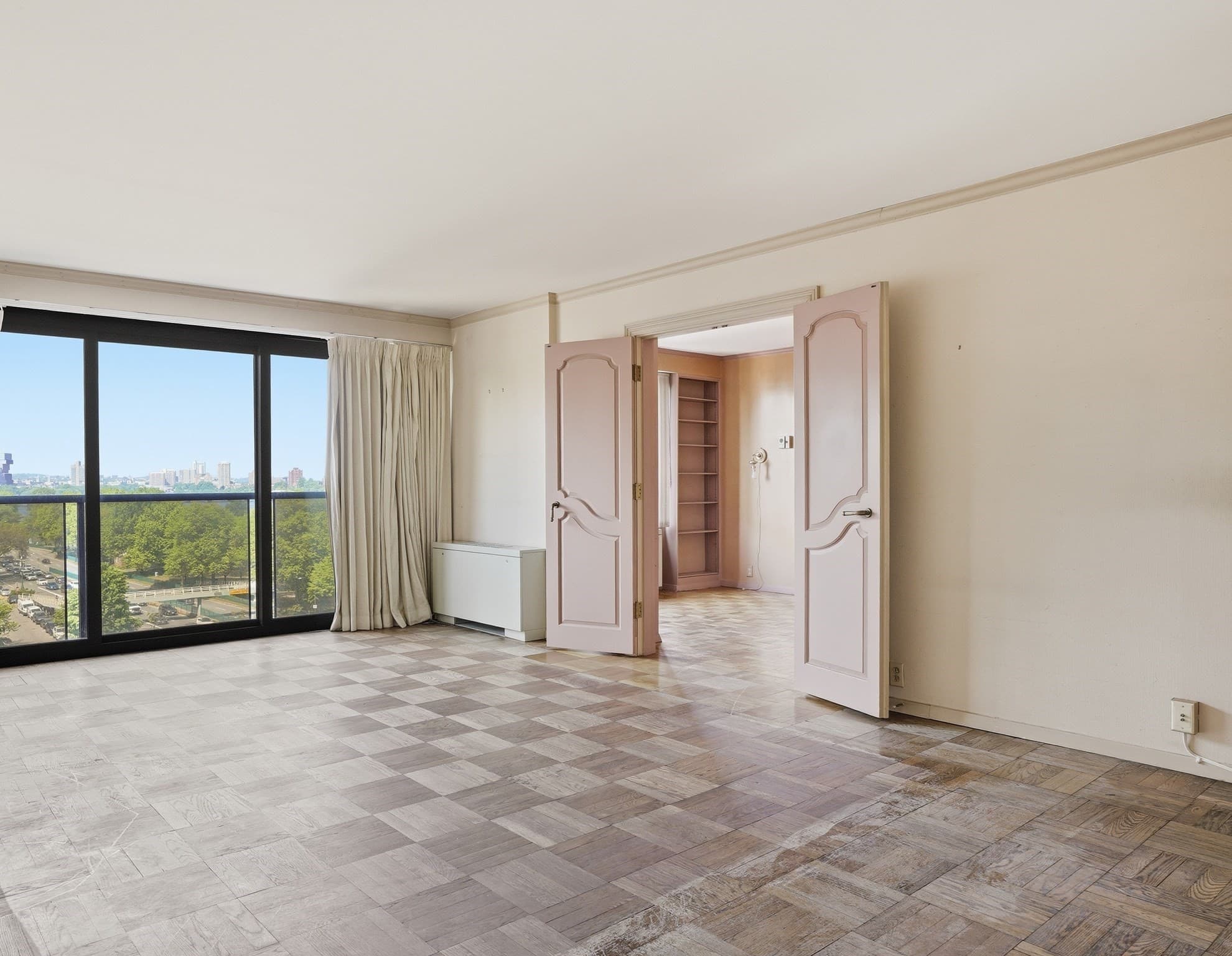 Condominium at 180 Beacon Street, Boston MA 02116, photo 20 of 31