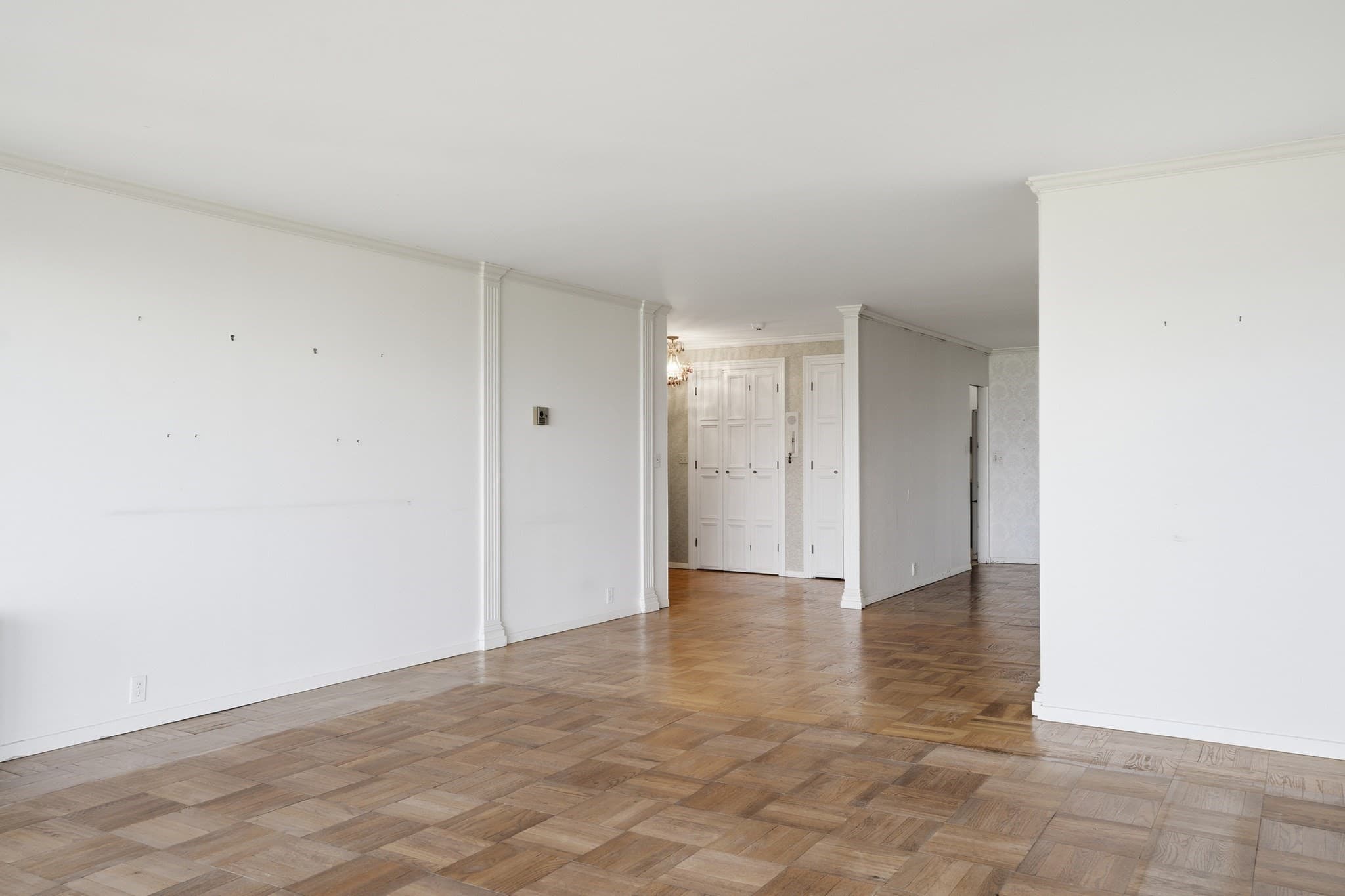 Condominium at 180 Beacon Street, Boston MA 02116, photo 8 of 31